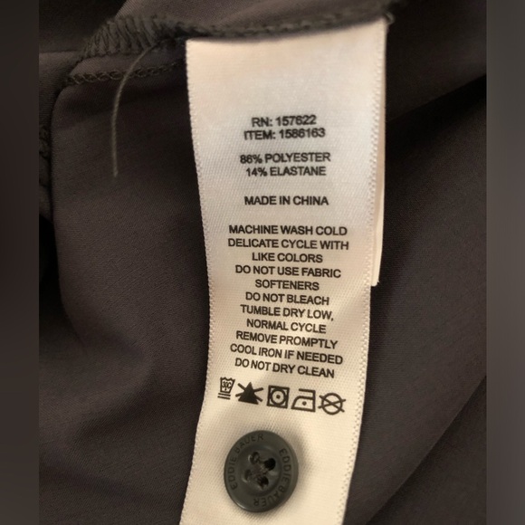 EUC Eddie Bauer Button Up Top - Picture 4 of 5